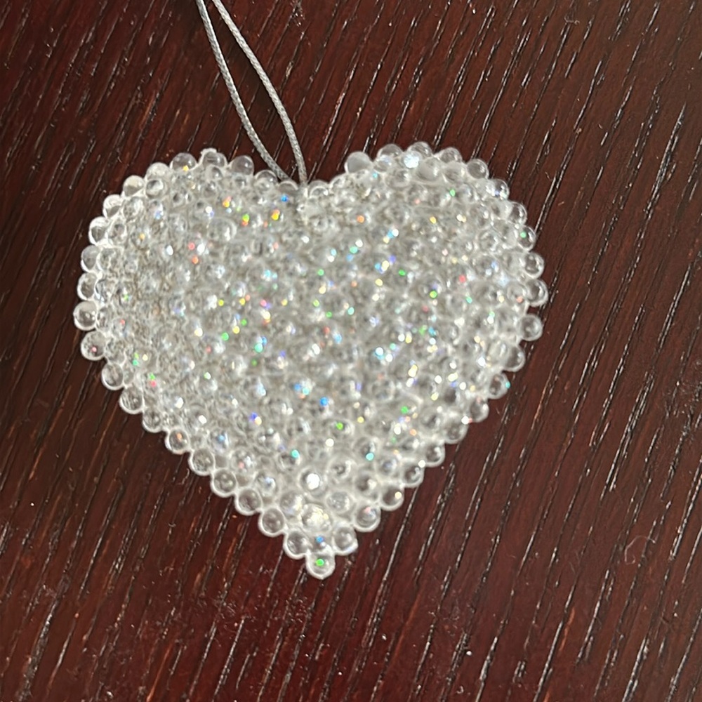 Valentine heart-shaped hanging ornament - Picture 2 of 4